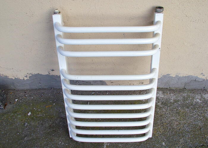 Grajewo ogłoszenia: Sprzedam grzejnik łazienkowy .grzejnik sprawny technicznie .