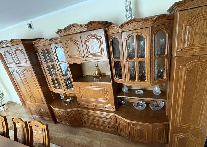 Grajewo ogłoszenia: Sprzedam meblościankę widoczna na zdjęciu. Znajduje sie w niej...