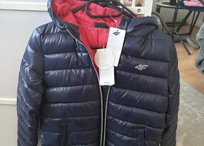 Grajewo ogłoszenia: Sprzedam kurtkę 4f  nowa z metkami ,rozmiar  146